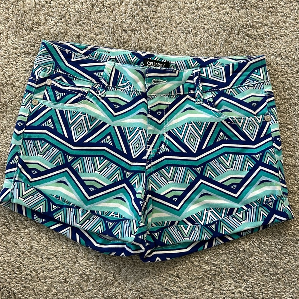 Size 5 Celebrity Pink Jeans shorts